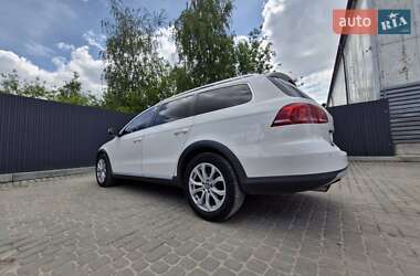 Універсал Volkswagen Passat Alltrack 2014 в 