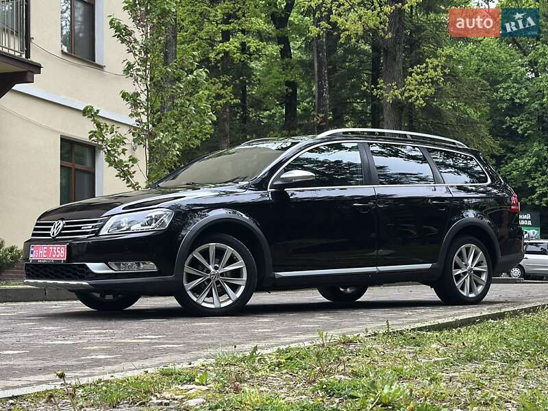 Універсал Volkswagen Passat Alltrack 2013 в Дрогобичі