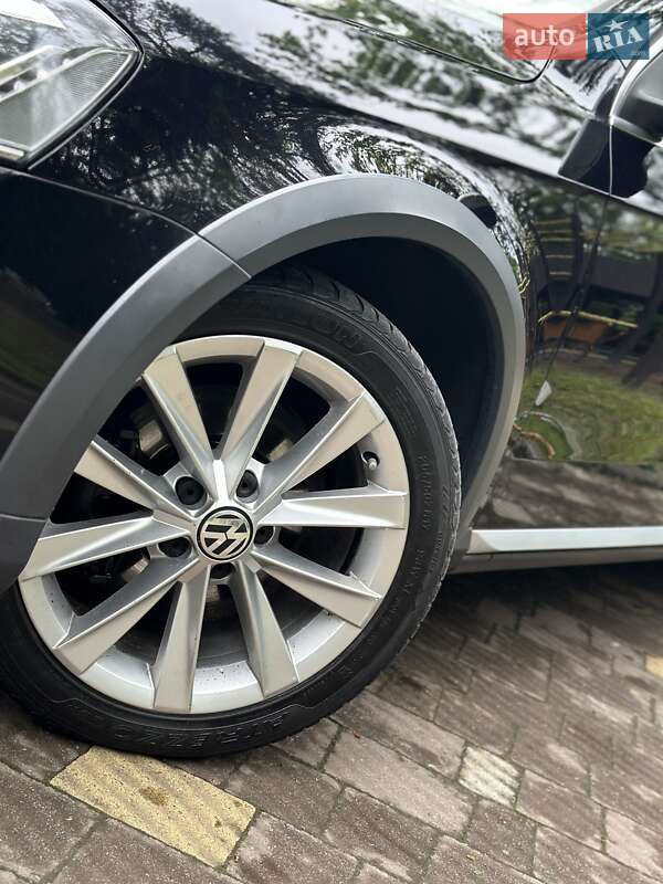 Універсал Volkswagen Passat Alltrack 2013 в Дрогобичі