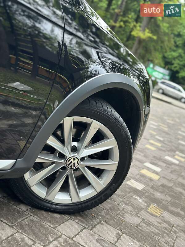 Універсал Volkswagen Passat Alltrack 2013 в Дрогобичі