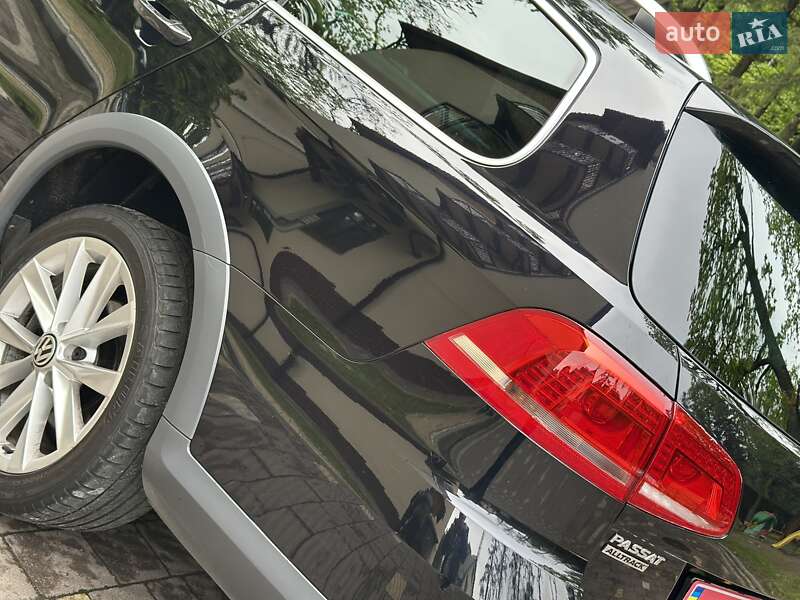 Універсал Volkswagen Passat Alltrack 2013 в Дрогобичі