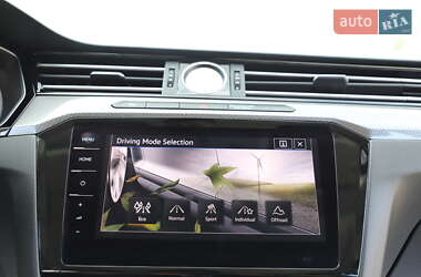 Універсал Volkswagen Passat Alltrack 2019 в 