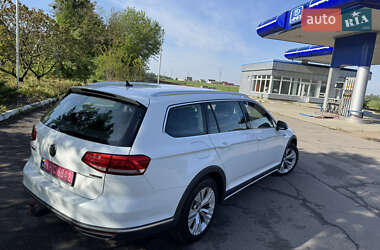 Универсал Volkswagen Passat Alltrack 2018 в 