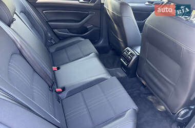Универсал Volkswagen Passat Alltrack 2018 в 
