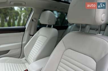 Универсал Volkswagen Passat Alltrack 2018 в 