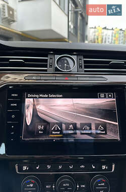 Універсал Volkswagen Passat Alltrack 2018 в 