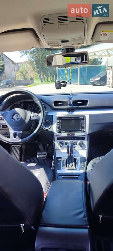 Универсал Volkswagen Passat Alltrack 2013 в Львове