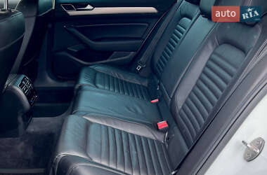Универсал Volkswagen Passat Alltrack 2017 в 