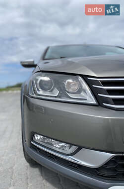 Універсал Volkswagen Passat Alltrack 2012 в 