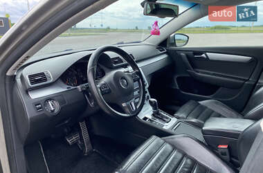 Універсал Volkswagen Passat Alltrack 2012 в 
