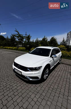 Универсал Volkswagen Passat Alltrack 2017 в 