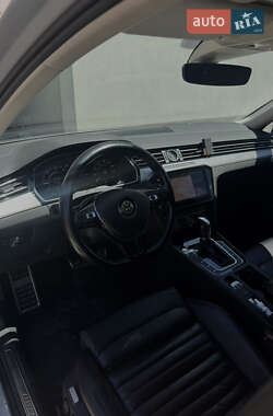 Універсал Volkswagen Passat Alltrack 2018 в 