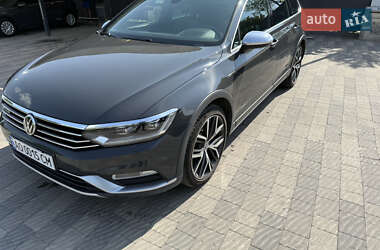 Универсал Volkswagen Passat Alltrack 2019 в Ужгороде
