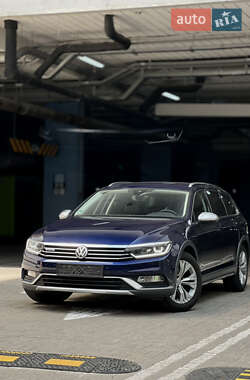 Универсал Volkswagen Passat Alltrack 2018 в 