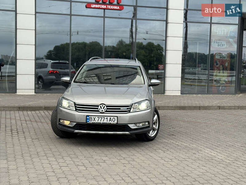 Універсал Volkswagen Passat Alltrack 2013 в Хмельницькому