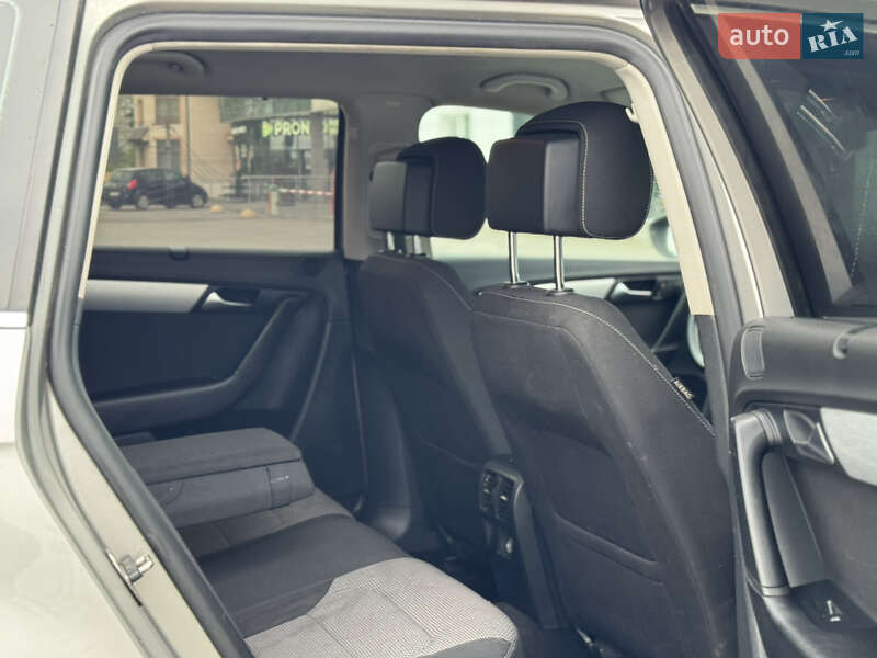 Універсал Volkswagen Passat Alltrack 2013 в Хмельницькому