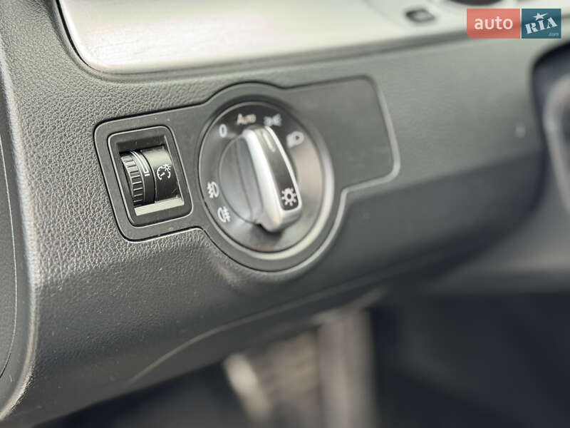 Універсал Volkswagen Passat Alltrack 2013 в Хмельницькому