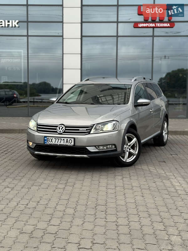 Універсал Volkswagen Passat Alltrack 2013 в Хмельницькому