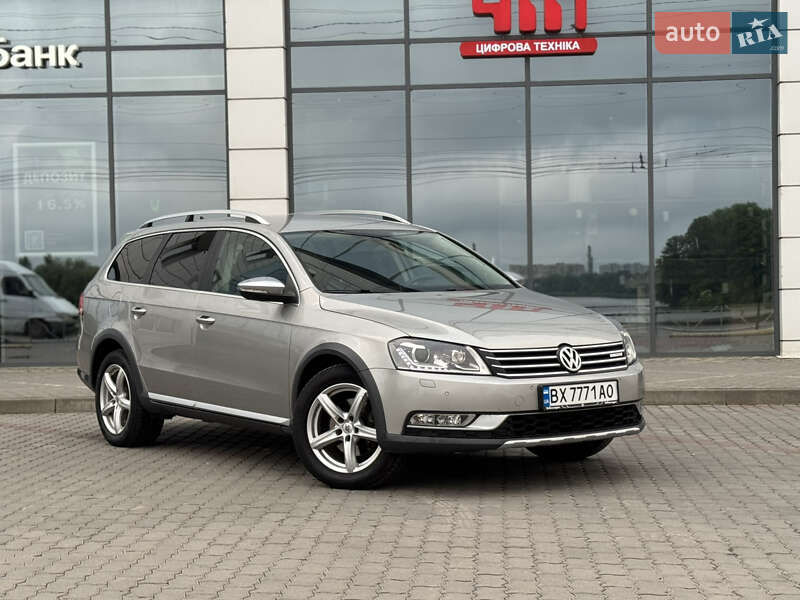 Універсал Volkswagen Passat Alltrack 2013 в Хмельницькому