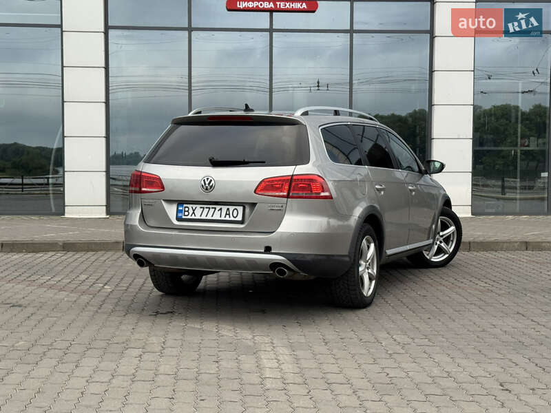 Універсал Volkswagen Passat Alltrack 2013 в Хмельницькому