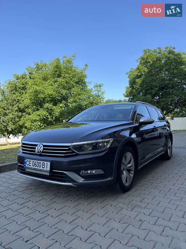 Универсал Volkswagen Passat Alltrack 2017 в 