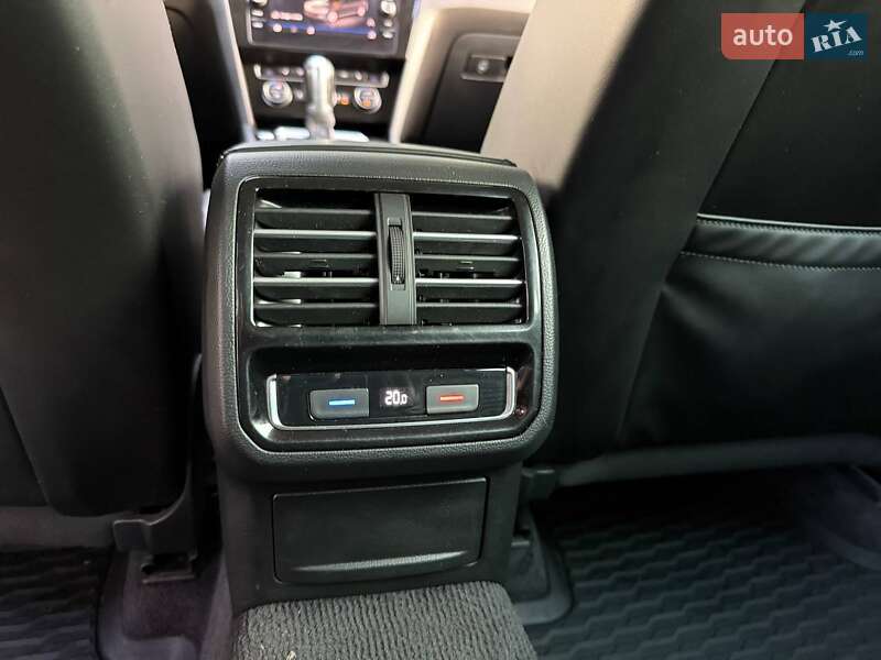 Универсал Volkswagen Passat Alltrack 2017 в Хмельницком
