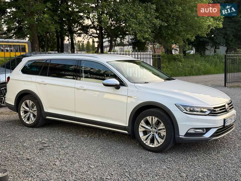 Универсал Volkswagen Passat Alltrack 2017 в Хмельницком