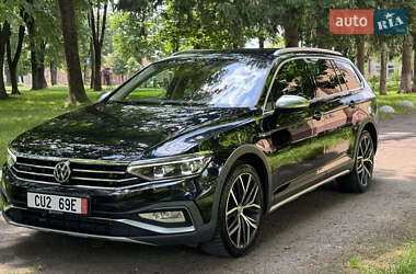 Універсал Volkswagen Passat Alltrack 2019 в Калуші