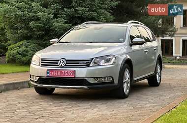 Универсал Volkswagen Passat Alltrack 2013 в 