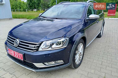 Універсал Volkswagen Passat Alltrack 2012 в Луцьку