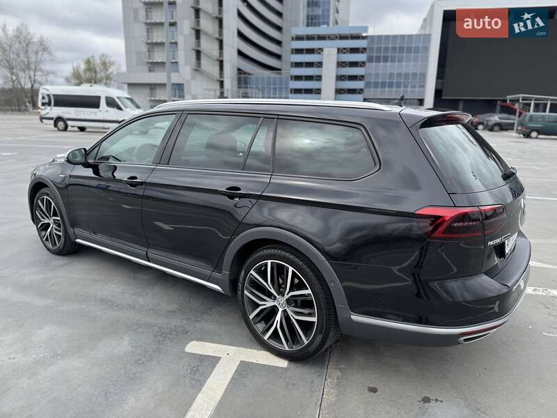 Универсал Volkswagen Passat Alltrack 2019 в Киеве фото 25 Универсал Volkswagen Passat Alltrack 2019 в Киеве