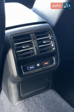 Універсал Volkswagen Passat Alltrack 2015 в 