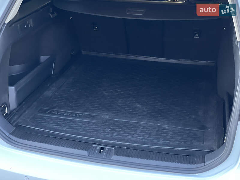 Универсал Volkswagen Passat Alltrack 2015 в Киеве