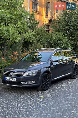 Универсал Volkswagen Passat Alltrack 2012 в Львове