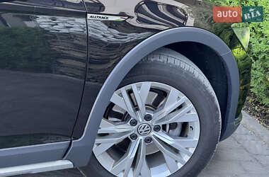 Универсал Volkswagen Passat Alltrack 2018 в 