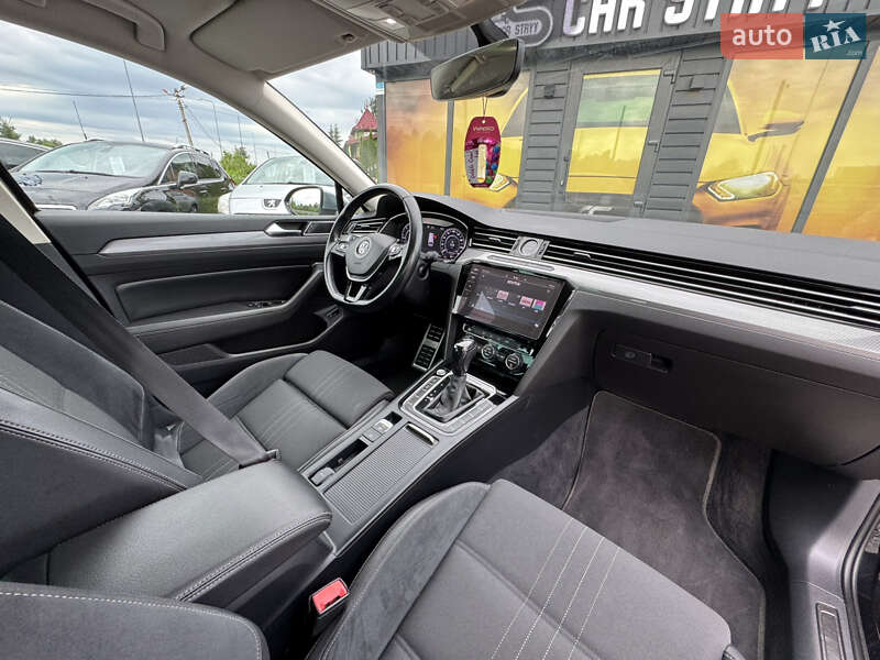 Универсал Volkswagen Passat Alltrack 2018 в Стрые
