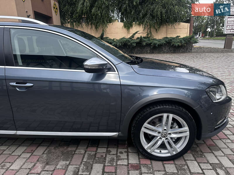 Универсал Volkswagen Passat Alltrack 2014 в Ровно