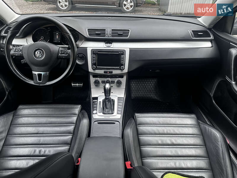 Универсал Volkswagen Passat Alltrack 2014 в Ровно
