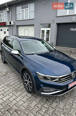 Універсал Volkswagen Passat Alltrack 2019 в Чернівцях