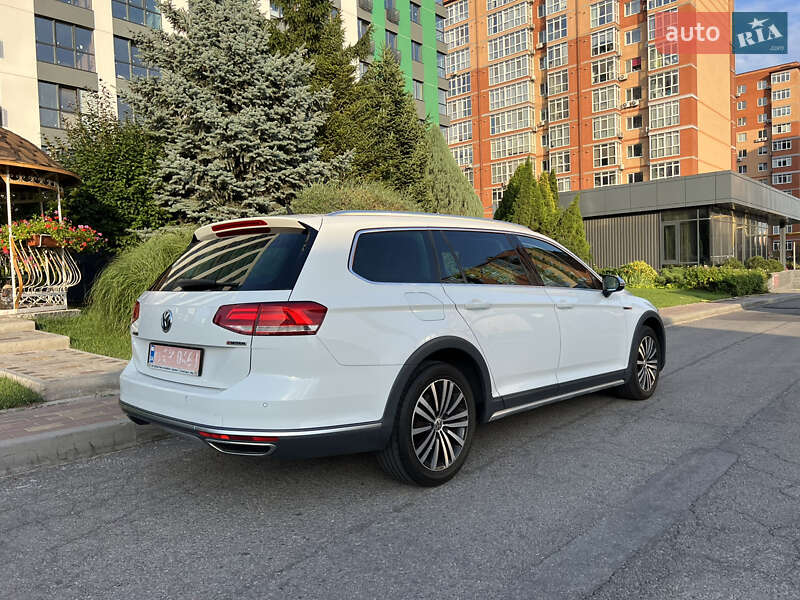 Універсал Volkswagen Passat Alltrack 2018 в Дніпрі
