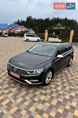 Универсал Volkswagen Passat Alltrack 2017 в Котельве