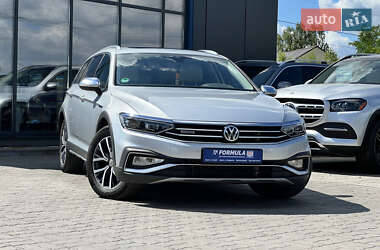 Універсал Volkswagen Passat Alltrack 2019 в Нововолинську