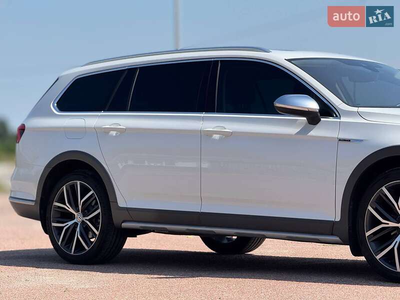 Универсал Volkswagen Passat Alltrack 2018 в Бердичеве