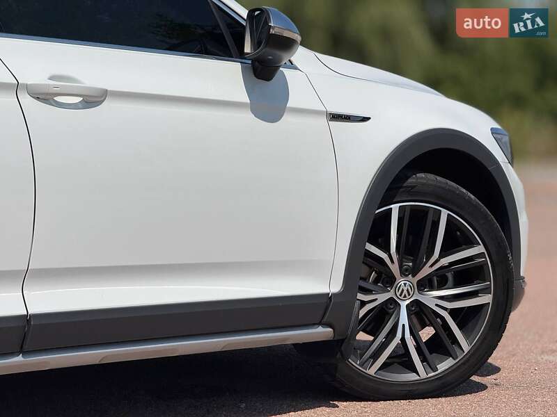 Универсал Volkswagen Passat Alltrack 2018 в Бердичеве
