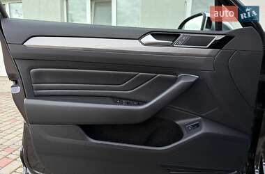 Універсал Volkswagen Passat Alltrack 2020 в 
