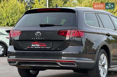 Універсал Volkswagen Passat Alltrack 2020 в 