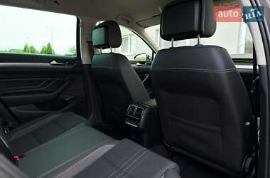 Універсал Volkswagen Passat Alltrack 2020 в 