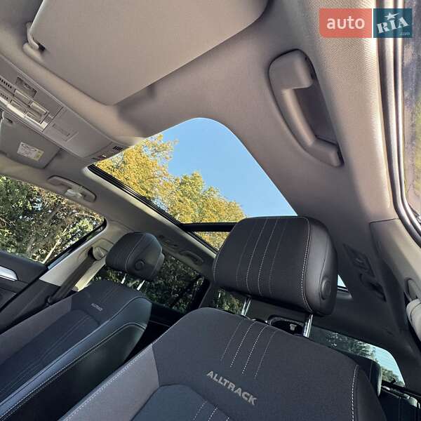 Универсал Volkswagen Passat Alltrack 2021 в Звягеле