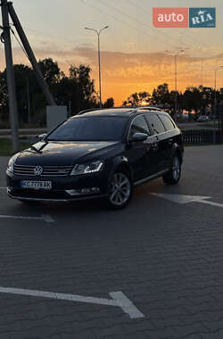Универсал Volkswagen Passat Alltrack 2013 в Луцке