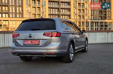 Универсал Volkswagen Passat Alltrack 2021 в 